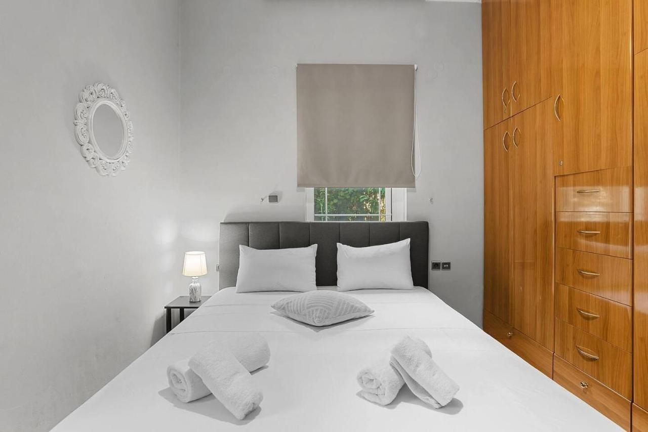Superior Apartment - Overlooking Chania-With Pool La Canea Esterno foto