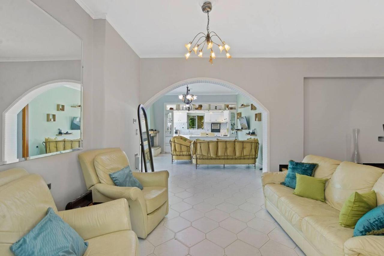 Superior Apartment - Overlooking Chania-With Pool La Canea Esterno foto